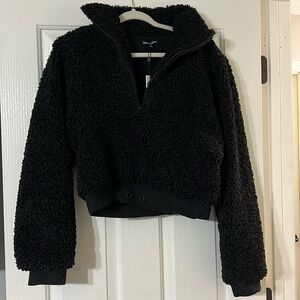 BNWT For Love and Lemons size Large Black cropped women’s Sherpa